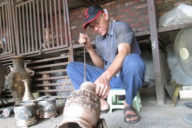 Nỗi lo giữ nghề đúc đồng Ngũ Xã